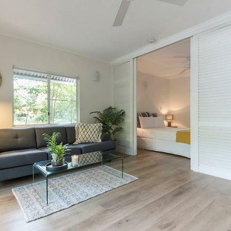 Ocean Palms Apartments Порт Дъглас Екстериор снимка