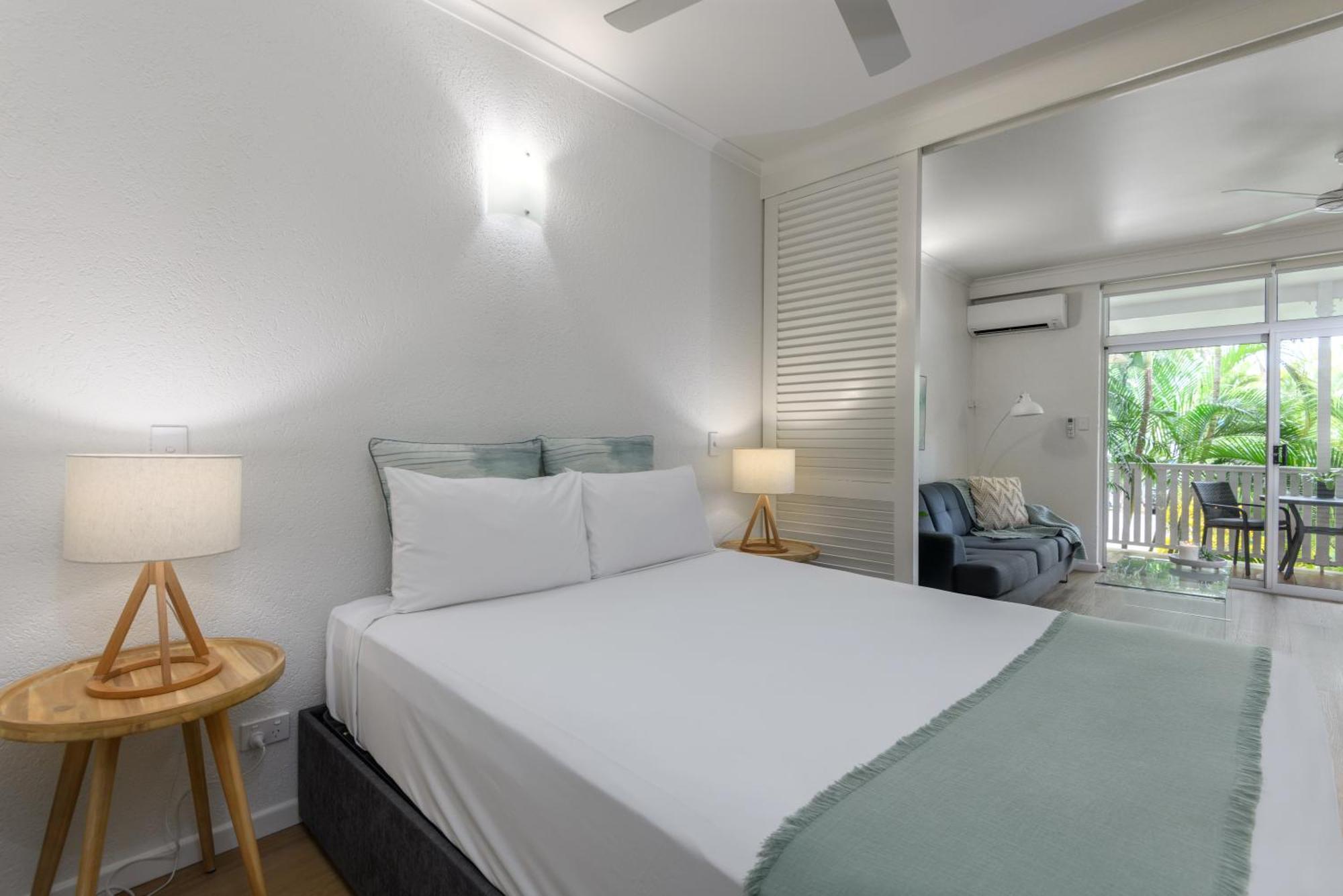 Ocean Palms Apartments Порт Дъглас Екстериор снимка